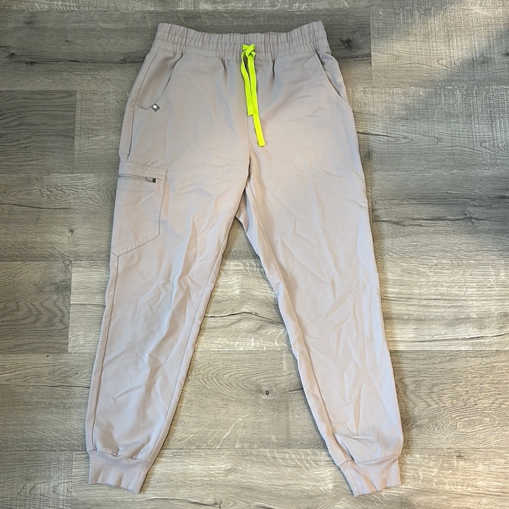 FIGS ZAMORA JOGGER SLATE scrub bottoms size small/P